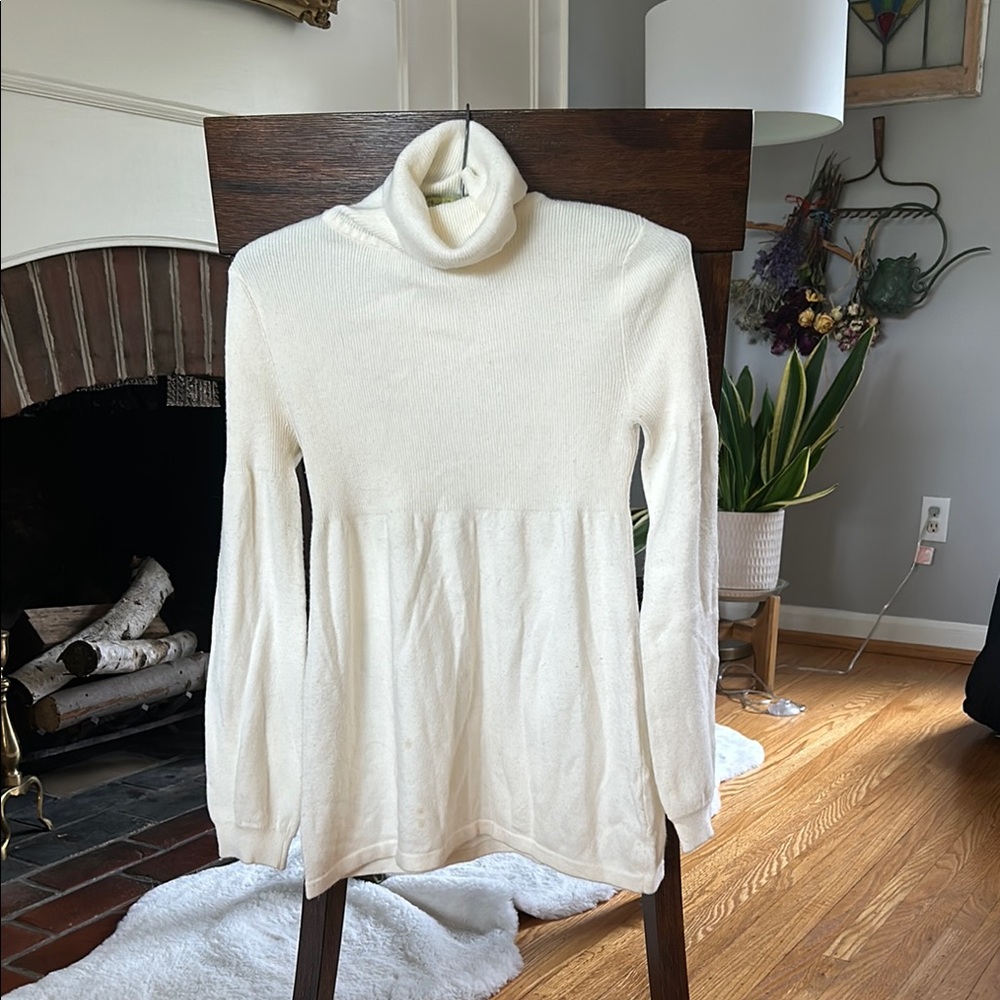 Elegant Cream Turtleneck Sweater